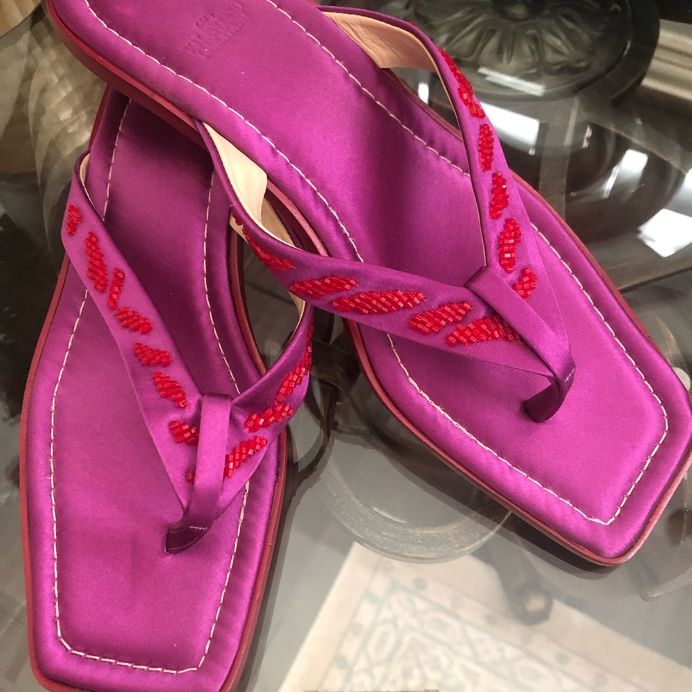 Red white purple accents